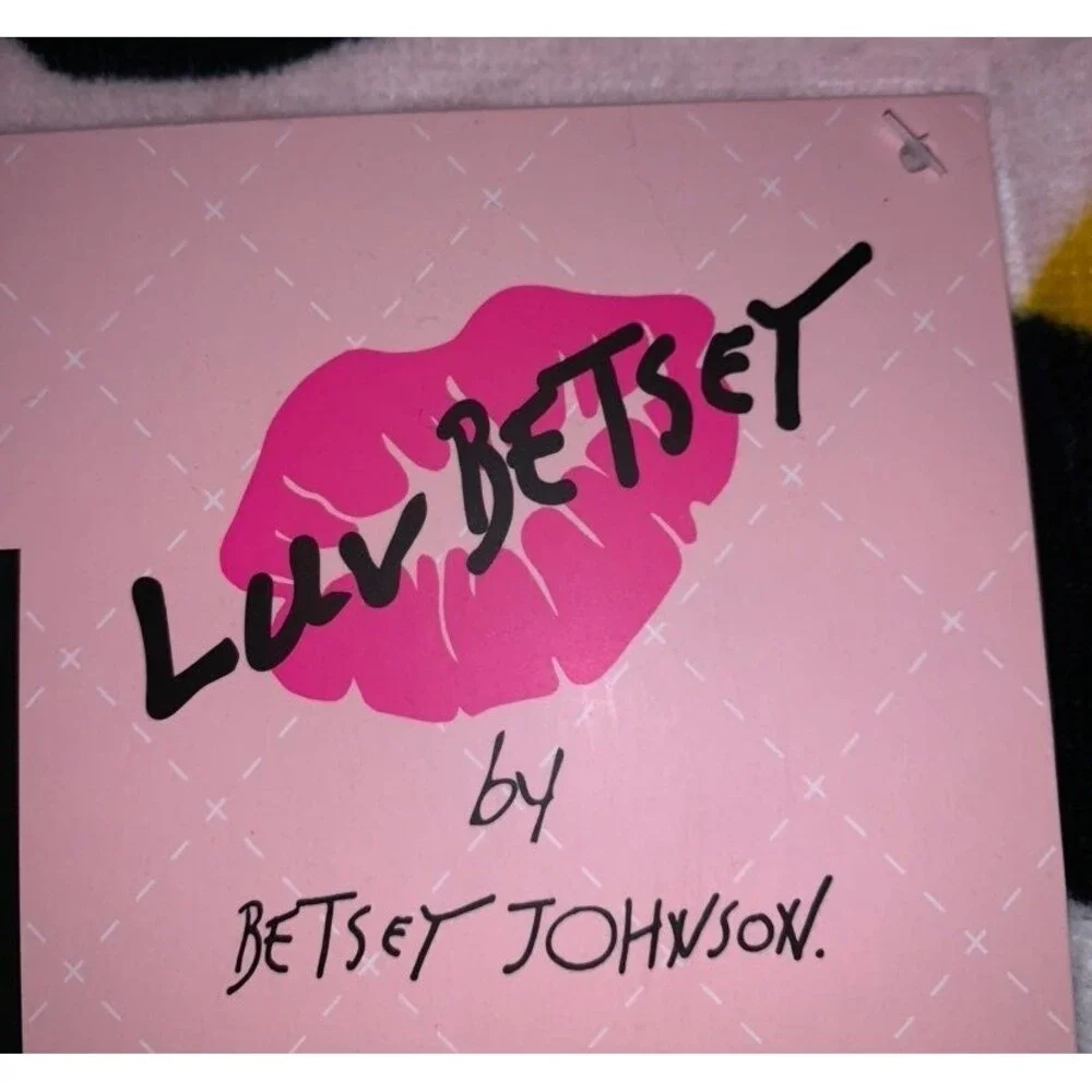 Betsey johnson beach towel
